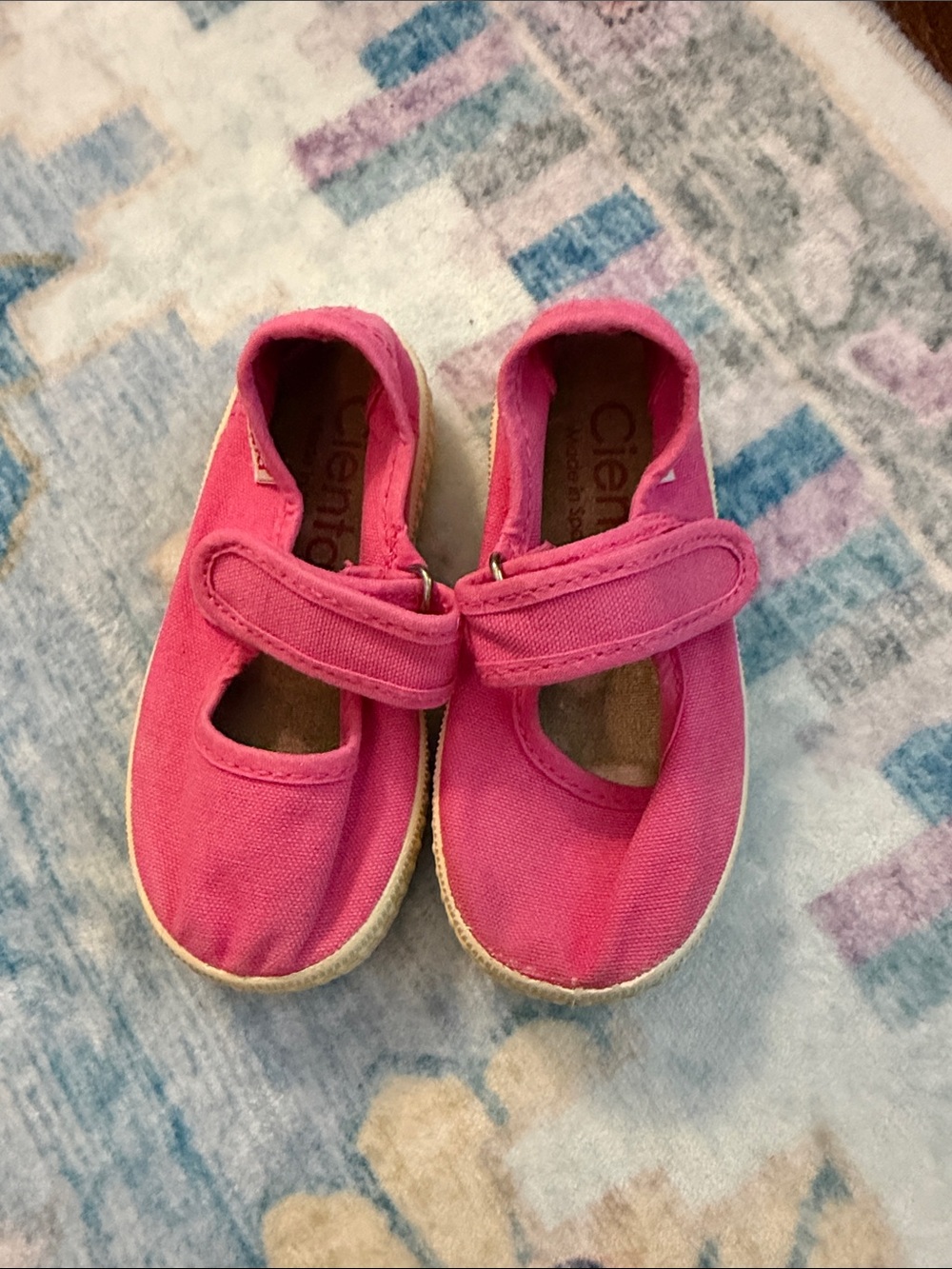 Cienta Bright Pink Mary Jane Canvas Kids Shoes